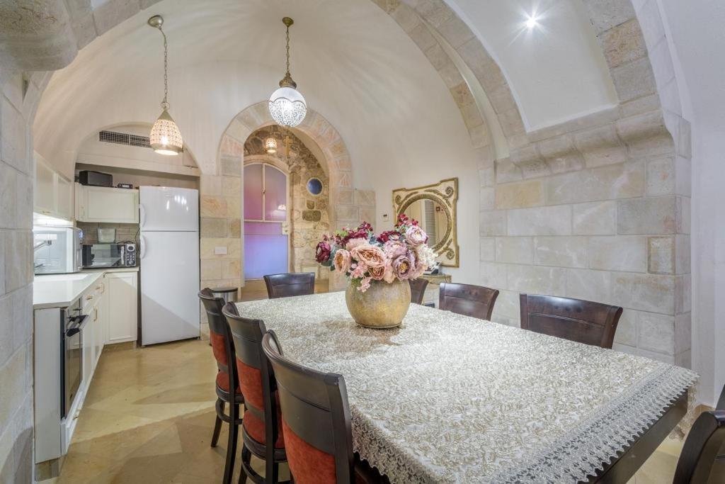 Western Wall Luxury House - Avraham Baitulmaqdis Luaran gambar