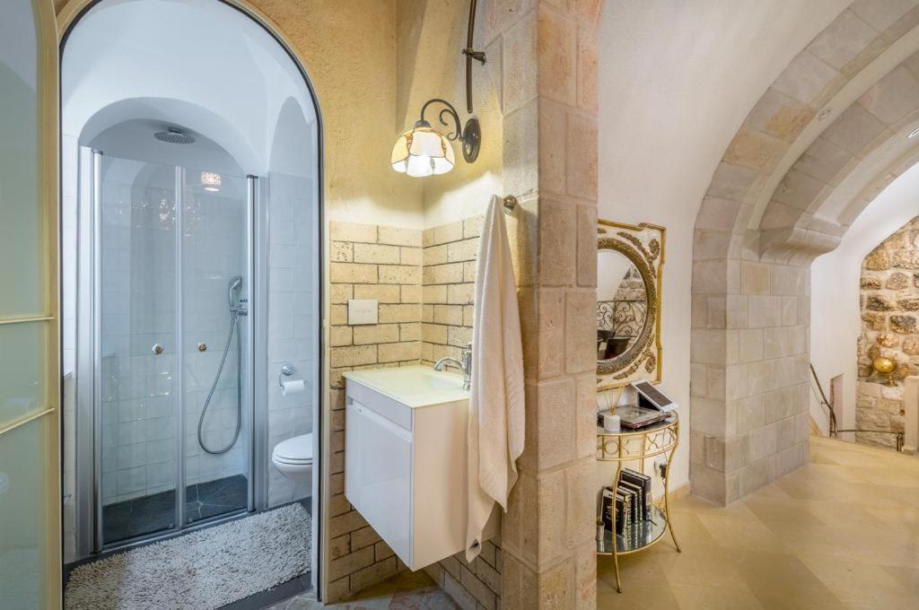 Western Wall Luxury House - Avraham Baitulmaqdis Luaran gambar